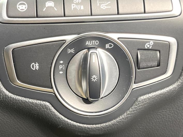 2020 Mercedes Benz C CLASS STATION WAGON LDA-205214 (UW-69ef58f479ec9)[26]