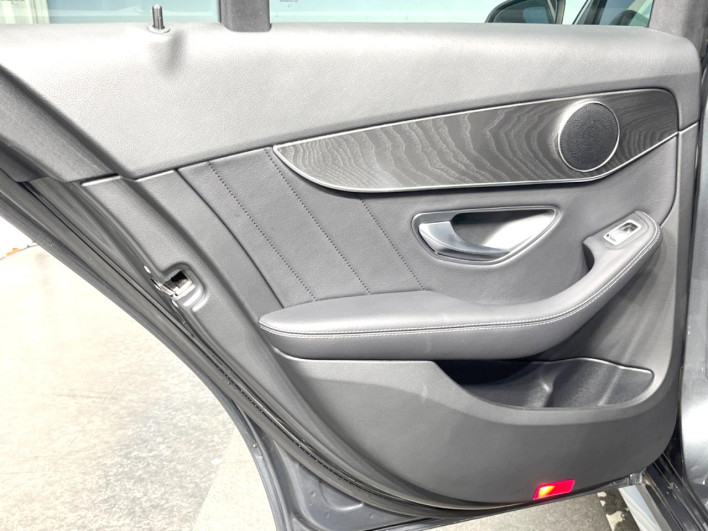 2020 Mercedes Benz C CLASS STATION WAGON LDA-205214 (UW-69ef58f479ec9)[12]