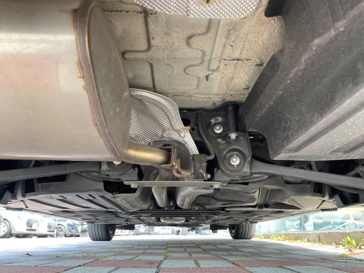 2022 Rover Mini 3DA-XV15MW (UW-69ef58f4e459a)[17]