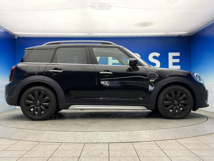 2021 Rover Mini 3DA-42BT20 (UW-69ef58f562f49)[16]