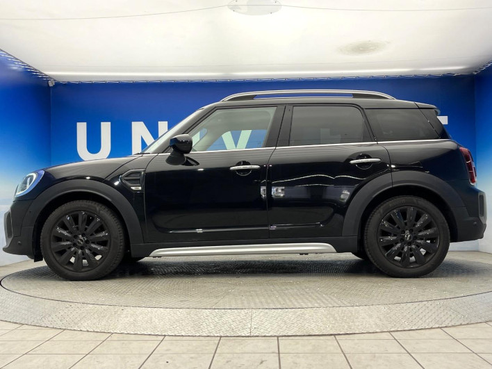 2021 Rover Mini 3DA-42BT20 (UW-69ef58f562f49)[12]