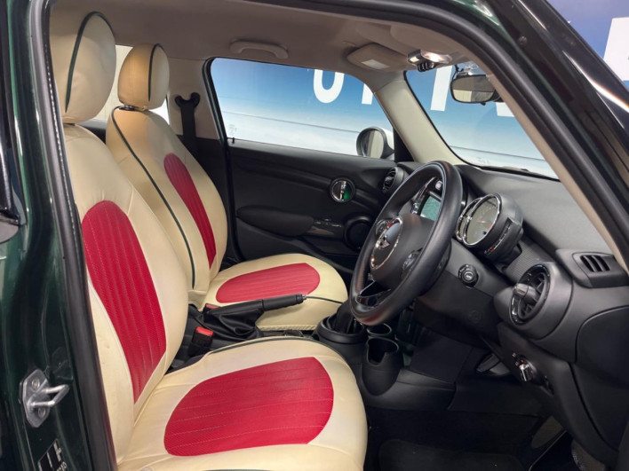 2018 Rover Mini DBA-XS15 (UW-69ef58f71a06e)[20]