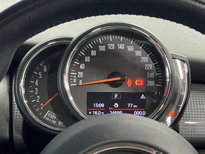 2018 Rover Mini DBA-XS15 (UW-69ef58f71a06e)[13]