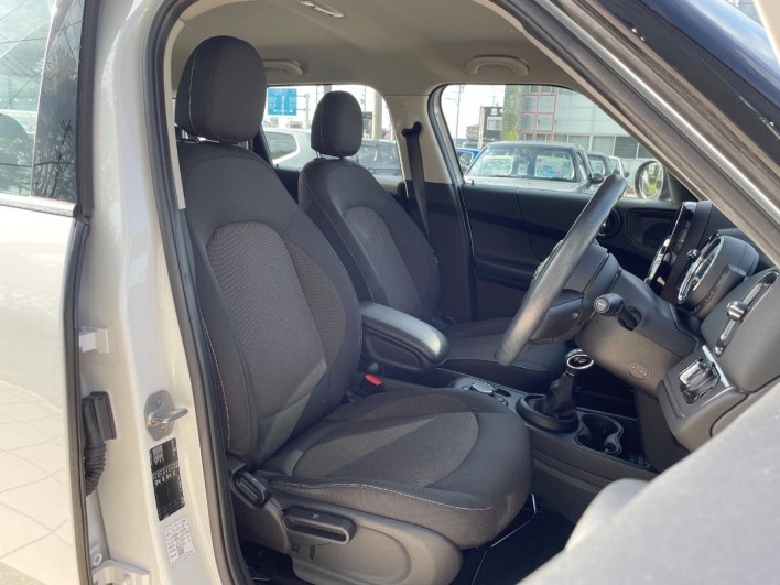 2019 Rover Mini DBA-YS15 (UW-69ef58f7c3cc2)[7]