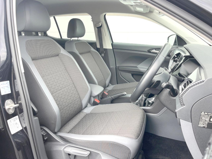 2021 Volkswagen T-Cross 3BA-C1DKR (UW-69ef58f8a7120)[26]
