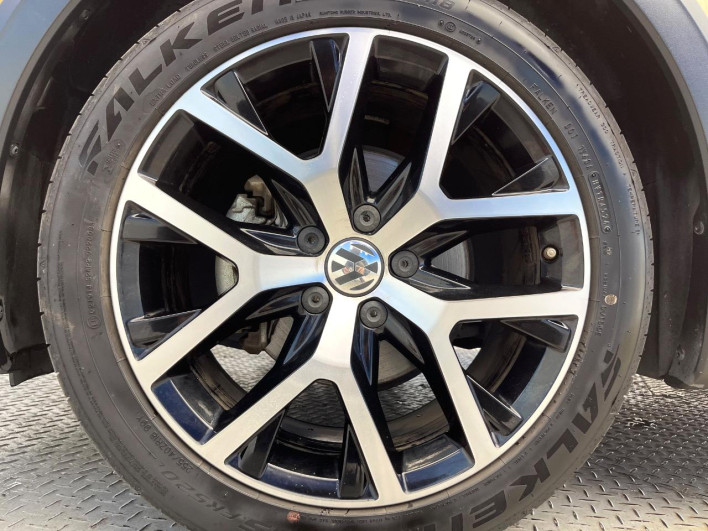 2016 Volkswagen The Beetle ABA-16CZDW (UW-69ef58f8eeed3)[27]