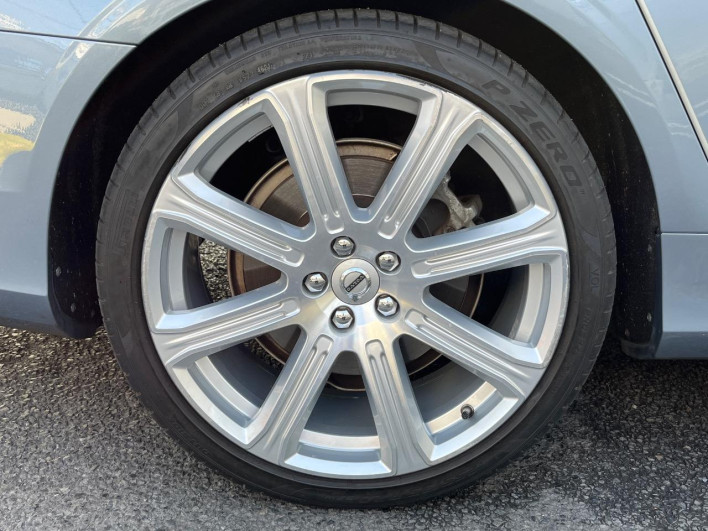 2017 Volvo V90 DBA-PB420 (UW-69ef58f9e33f5)[10]