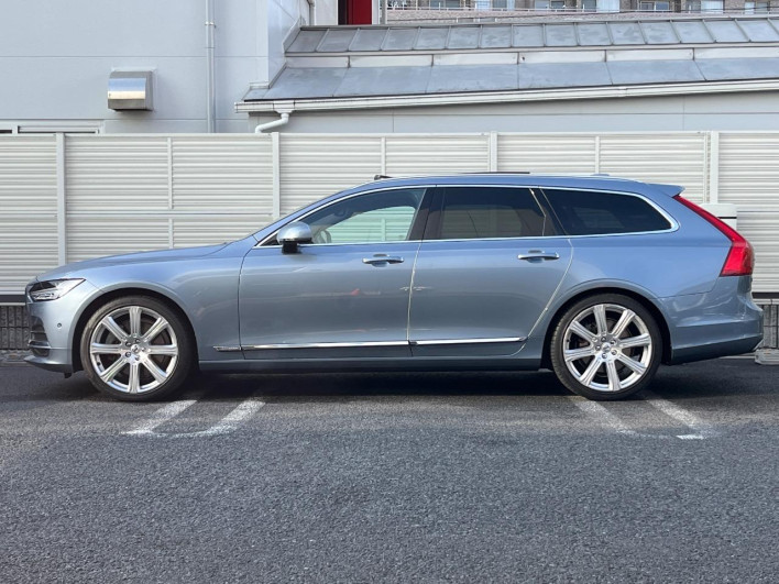 2017 Volvo V90 DBA-PB420 (UW-69ef58f9e33f5)[7]