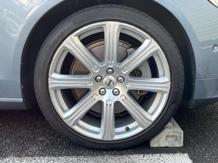 2017 Volvo V90 DBA-PB420 (UW-69ef58f9e33f5)[9]