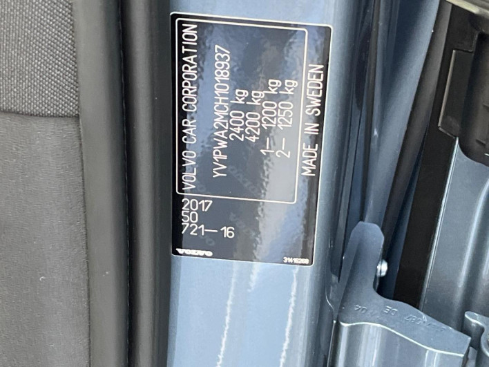 2017 Volvo V90 DBA-PB420 (UW-69ef58f9e33f5)[1]