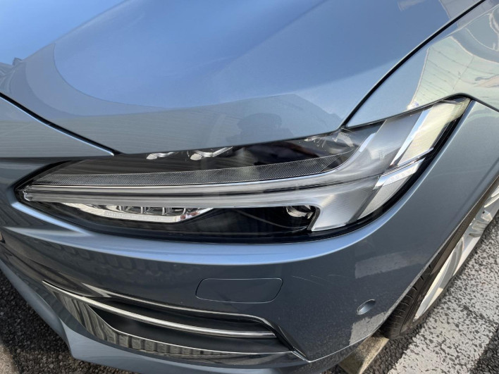 2017 Volvo V90 DBA-PB420 (UW-69ef58f9e33f5)[13]