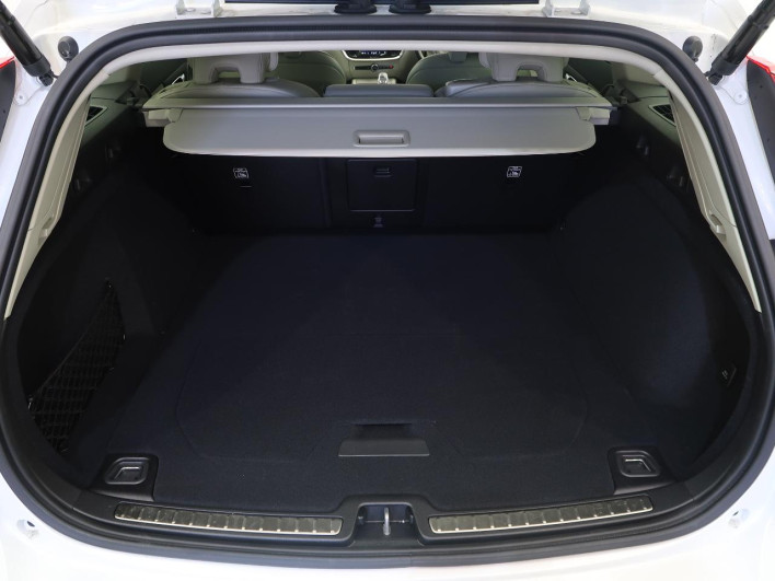 2025 Volvo V60 5AA-ZB420TM2 (UW-69ef58faa5be8)[28]