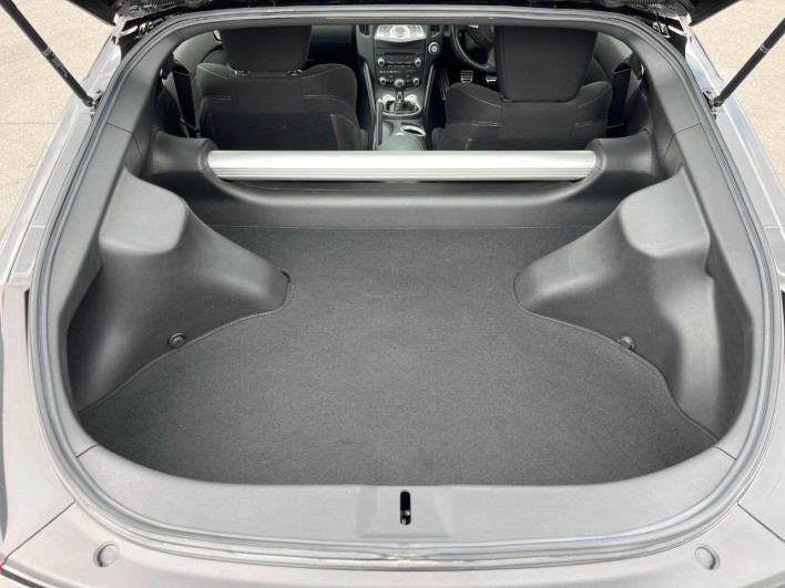 2009 Nissan Fairlady Z CBA-Z34 (UW-69ef58faeca7e)[14]