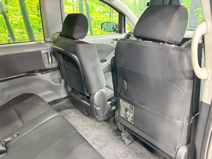 2011 Toyota Isis DBA-ZGM11W (UW-69ef58fe353ba)[24]