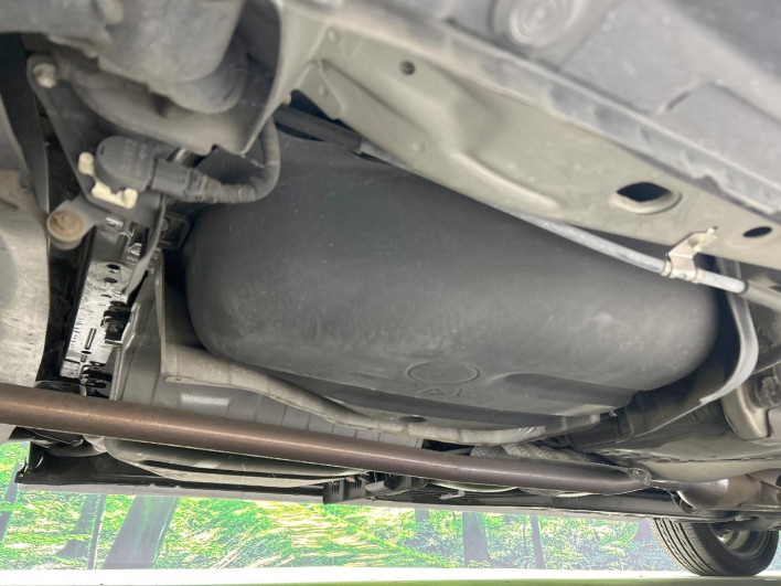 2011 Toyota Isis DBA-ZGM11W (UW-69ef58fe353ba)[26]