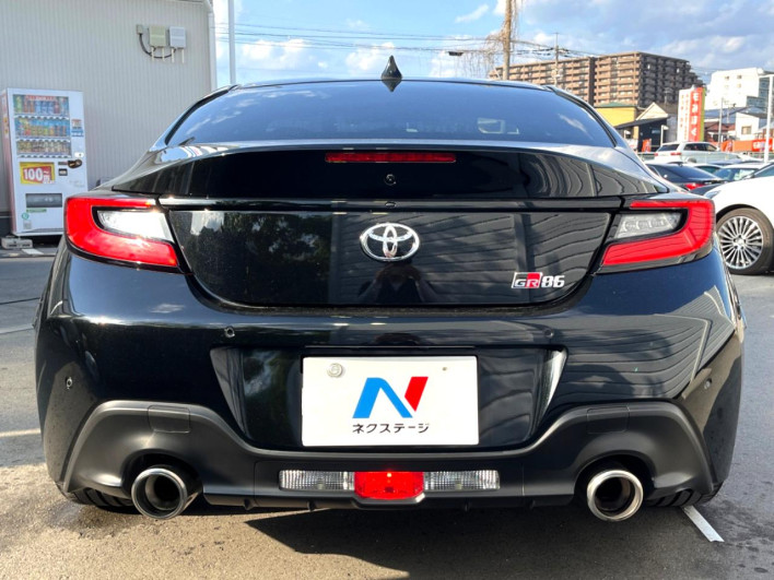 2023 Toyota GR86 3BA-ZN8 (UW-69ef58ff9ce1c)[17]