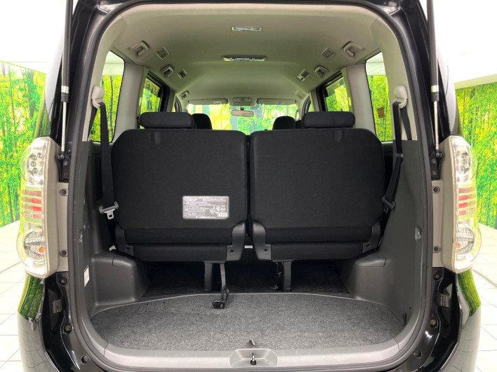 2008 Toyota Voxy DBA-ZRR70W (UW-69ef590034673)[19]