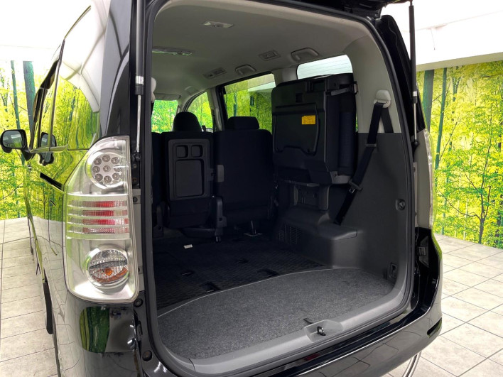 2008 Toyota Voxy DBA-ZRR70W (UW-69ef590034673)[14]