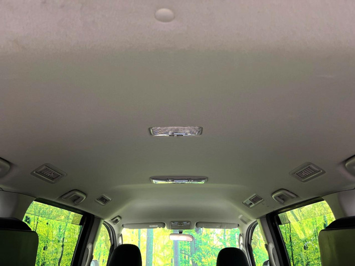 2008 Toyota Voxy DBA-ZRR70W (UW-69ef590034673)[15]