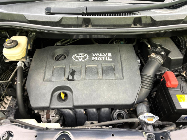 2008 Toyota Voxy DBA-ZRR70W (UW-69ef590034673)[4]