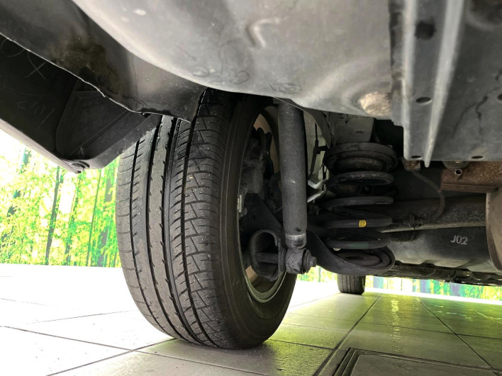 2008 Toyota Voxy DBA-ZRR70W (UW-69ef590034673)[17]