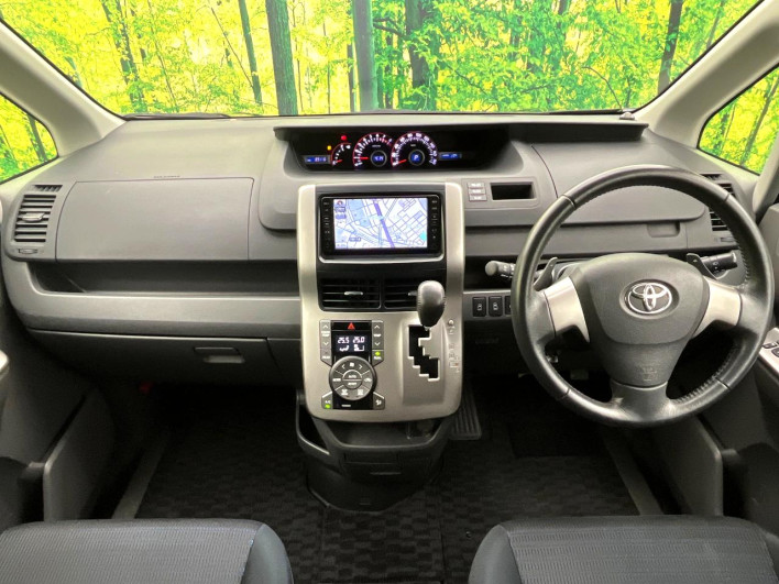 2008 Toyota Voxy DBA-ZRR70W (UW-69ef590034673)[9]