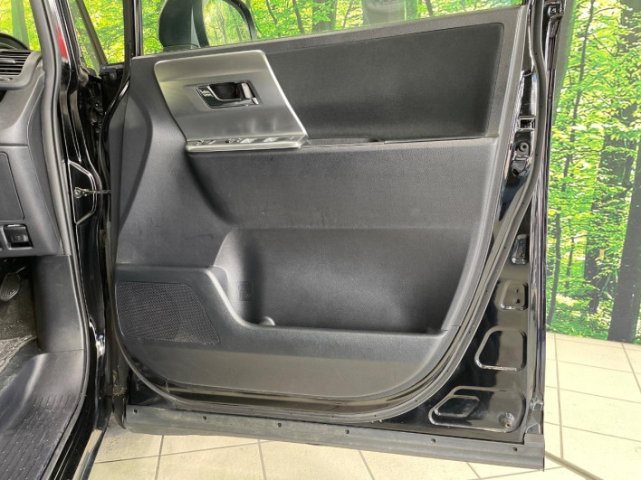 2013 Toyota Voxy DBA-ZRR70W (UW-69ef5900775fc)[22]