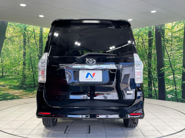 2013 Toyota Voxy DBA-ZRR70W (UW-69ef5900775fc)[15]