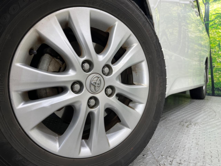 2013 Toyota Noah DBA-ZRR70W (UW-69ef59008f648)[14]