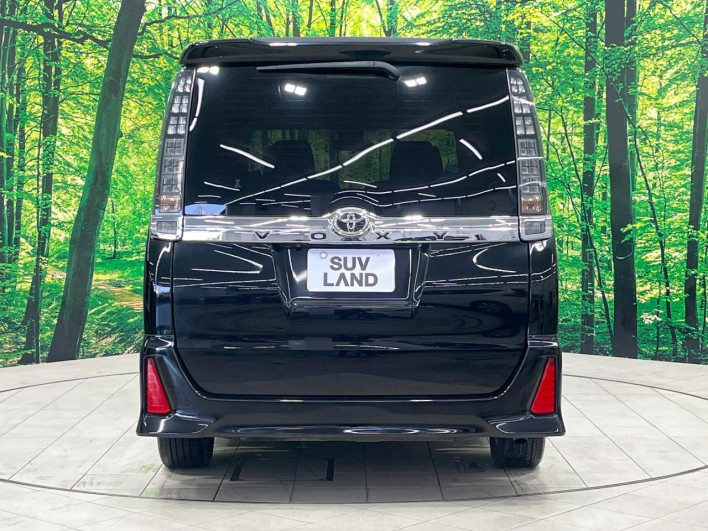 2016 Toyota Voxy DBA-ZRR80W (UW-69ef59021650d)[12]