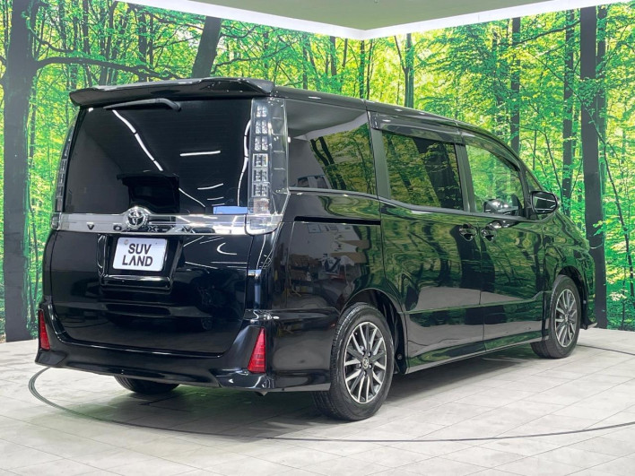 2016 Toyota Voxy DBA-ZRR80W (UW-69ef59021650d)[13]