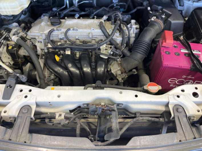 2016 Toyota Noah DBA-ZRR80W (UW-69ef590257195)[16]