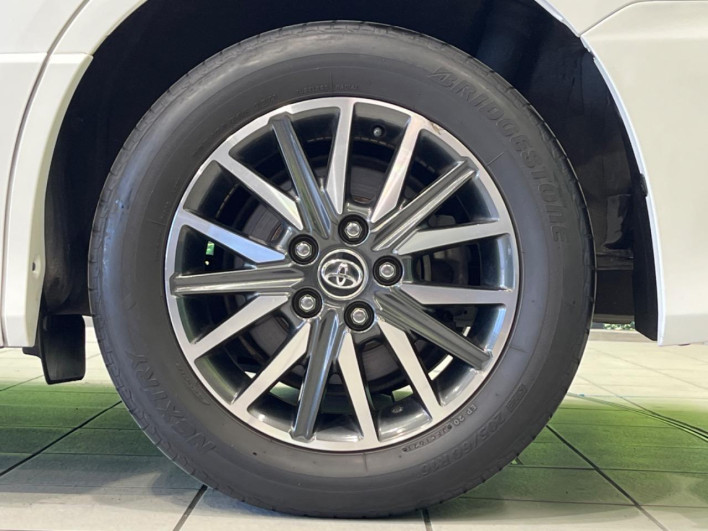 2016 Toyota Noah DBA-ZRR80W (UW-69ef590257195)[9]