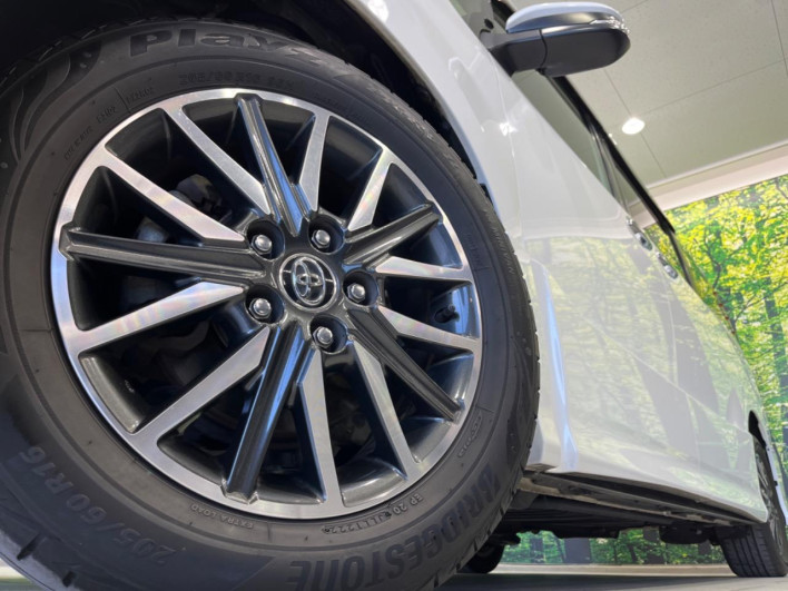 2016 Toyota Noah DBA-ZRR80W (UW-69ef590257195)[13]