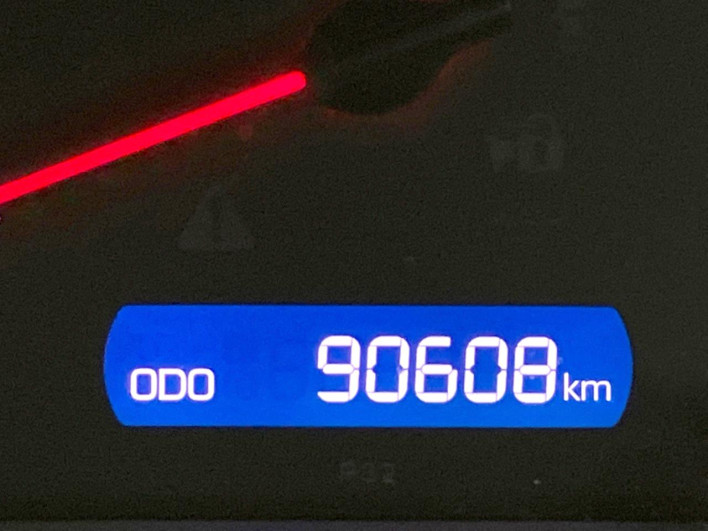 2017 Toyota Voxy DBA-ZRR80W (UW-69ef590281b94)[2]