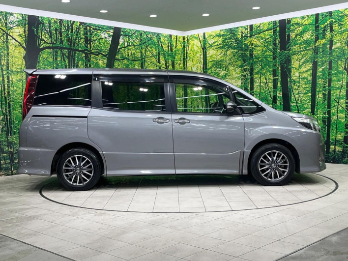 2017 Toyota Noah DBA-ZRR80W (UW-69ef5902a1f9f)[14]