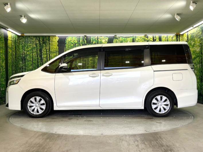 2017 Toyota Voxy DBA-ZRR80G (UW-69ef5904104c6)[12]