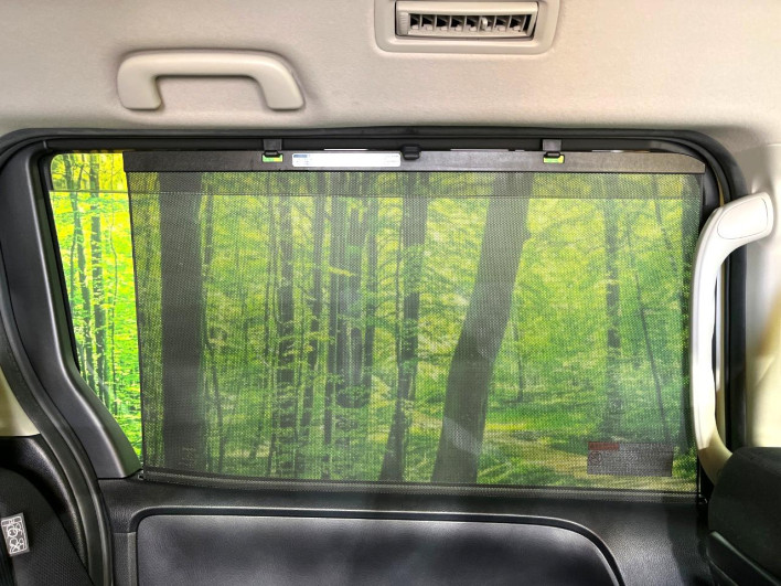 2017 Toyota Voxy DBA-ZRR80G (UW-69ef5904104c6)[27]