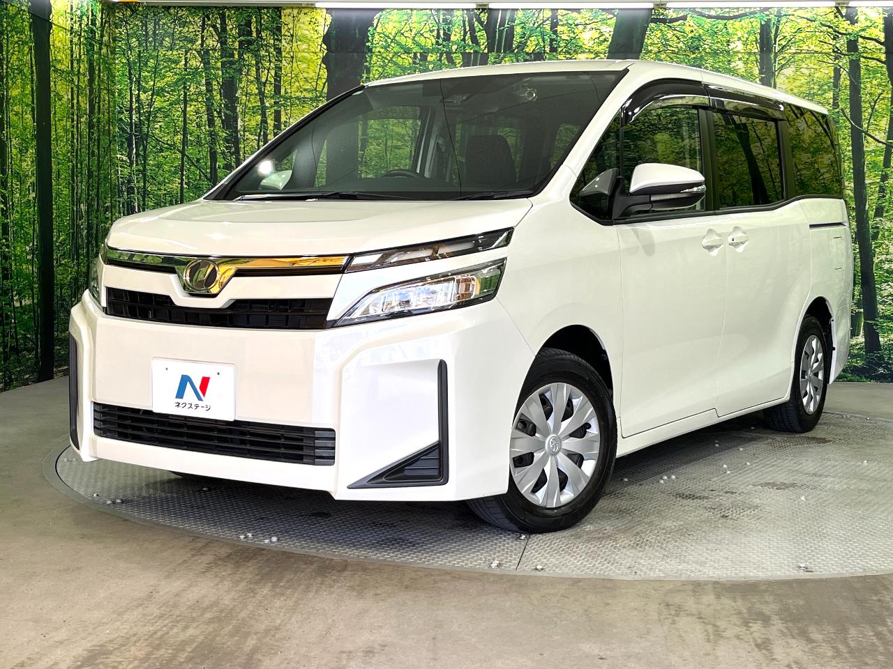 2017 Toyota Voxy DBA-ZRR80G