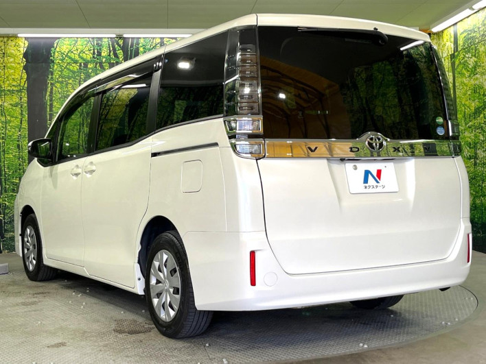 2017 Toyota Voxy DBA-ZRR80G (UW-69ef5904104c6)[11]