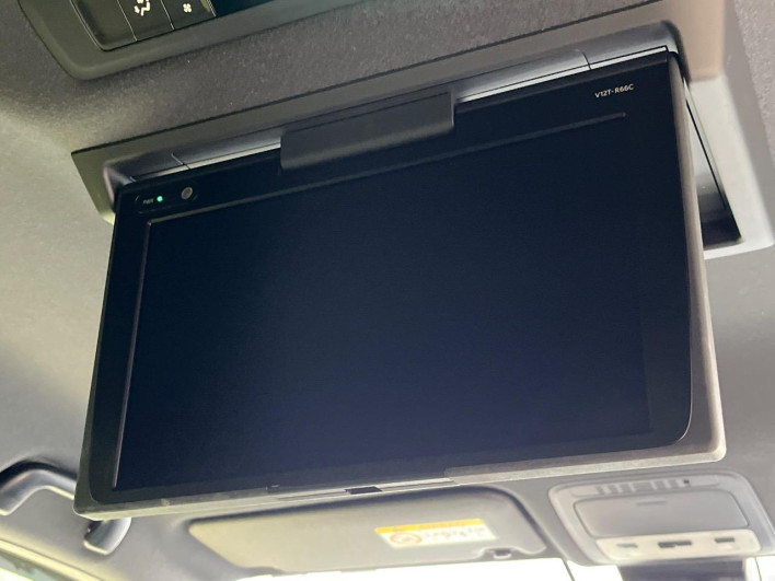 2018 Toyota Voxy DBA-ZRR80W (UW-69ef59044371f)[4]