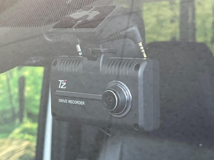 2018 Toyota Voxy DBA-ZRR80W (UW-69ef59044371f)[22]