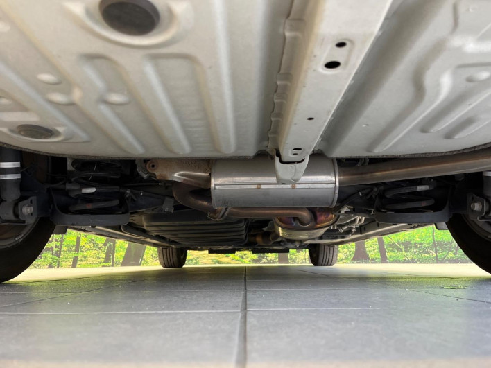 2018 Toyota Voxy DBA-ZRR80W (UW-69ef59044371f)[29]