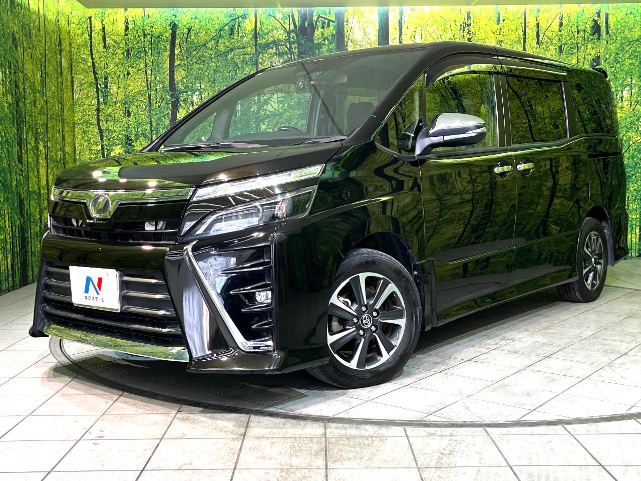 2018 Toyota Voxy DBA-ZRR80W