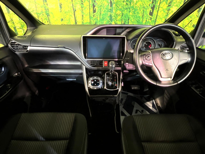 2018 Toyota Voxy DBA-ZRR80W (UW-69ef590497aff)[5]