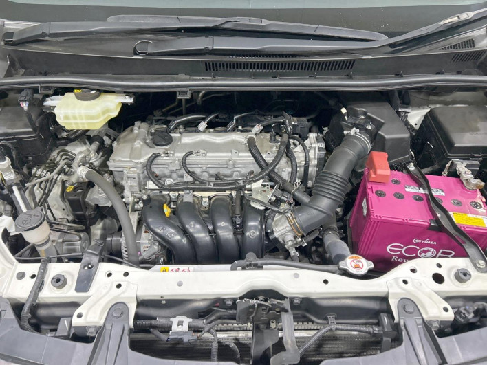 2018 Toyota Noah DBA-ZRR80G (UW-69ef590499cf9)[4]