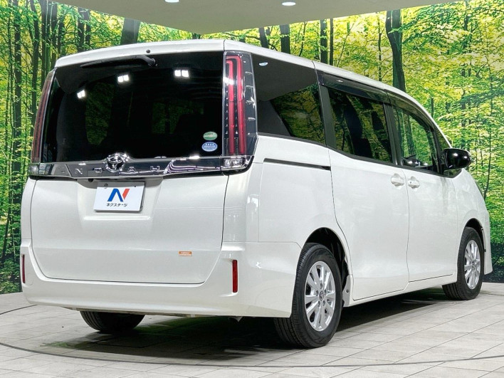 2018 Toyota Noah DBA-ZRR80G (UW-69ef590499cf9)[9]