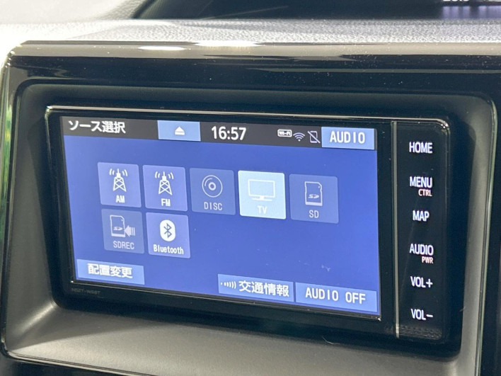 2018 Toyota Noah DBA-ZRR80G (UW-69ef590499cf9)[24]