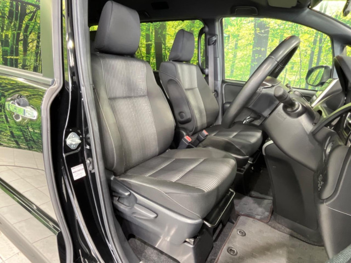 2020 Toyota Voxy DBA-ZRR80W (UW-69ef590617186)[15]