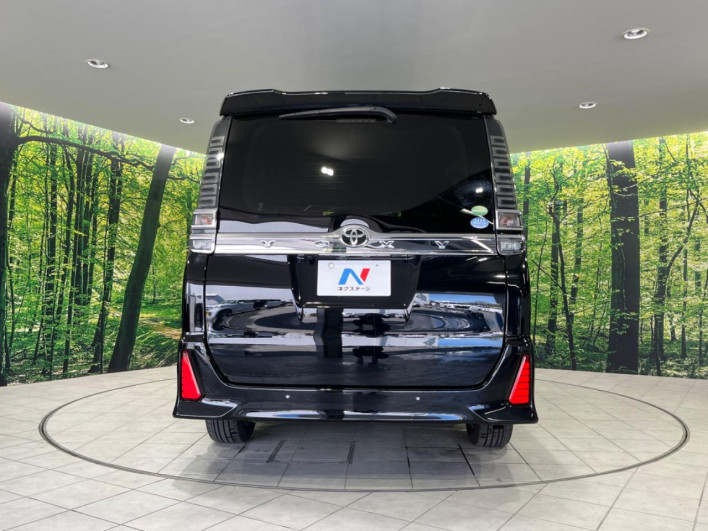 2020 Toyota Voxy DBA-ZRR80W (UW-69ef590617186)[12]